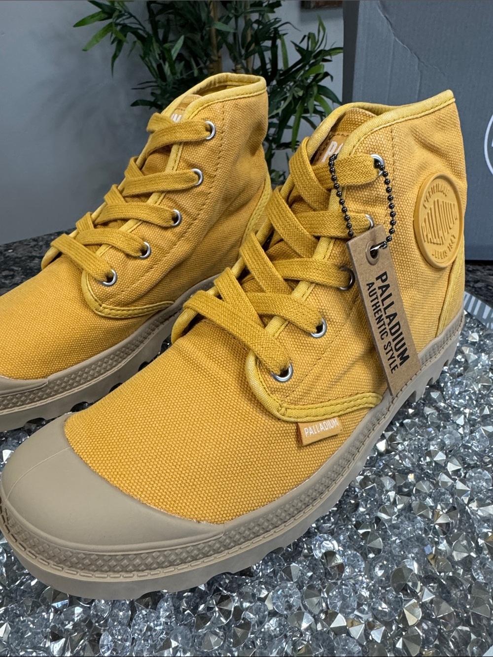 Palladium butterscoth Yellow Honey gold Canvas Lace-Up Ankle Boots lug sole NEW - Picture 3 of 12